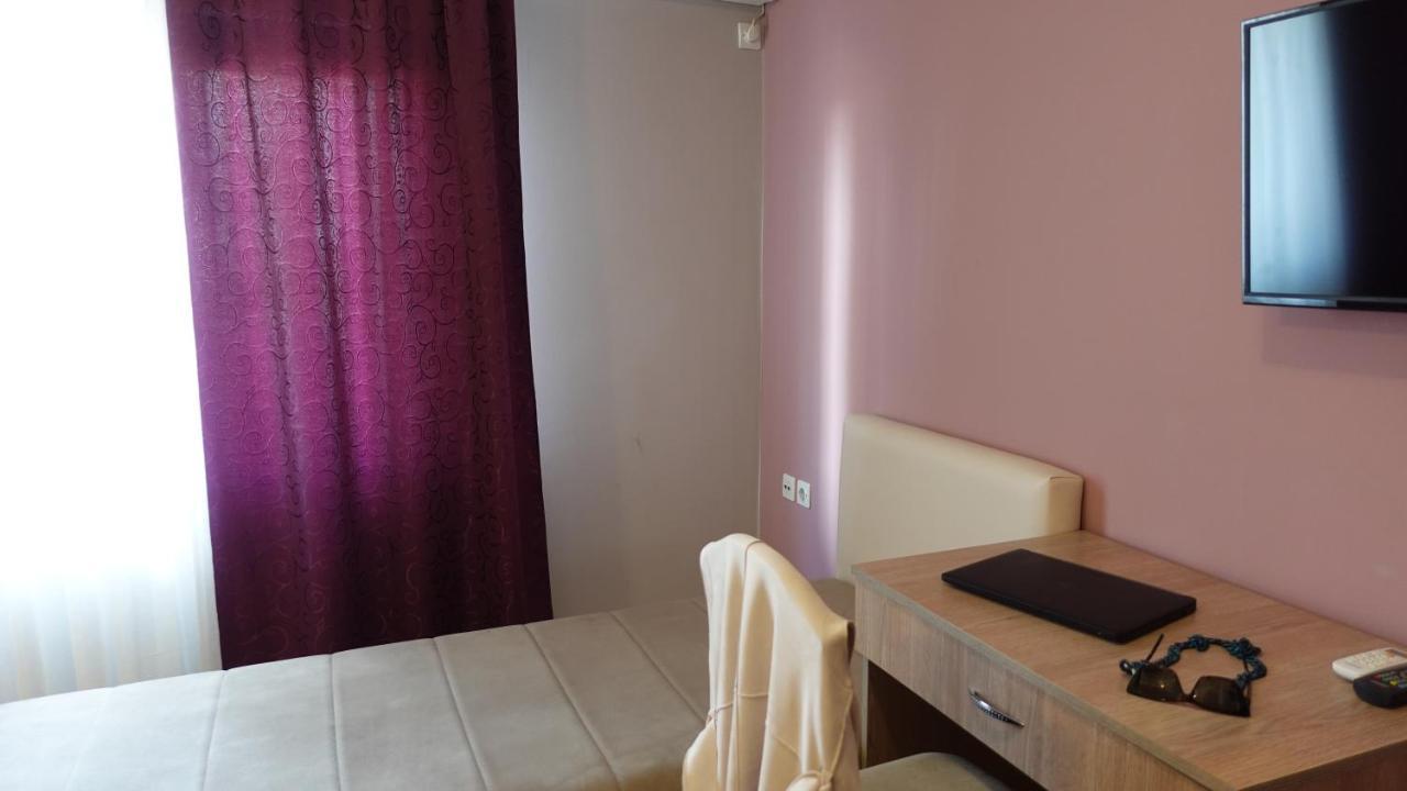 Apartments Tatjana Ягодина Екстериор снимка
