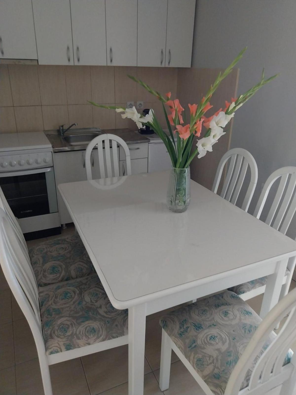 Apartments Tatjana Ягодина Екстериор снимка